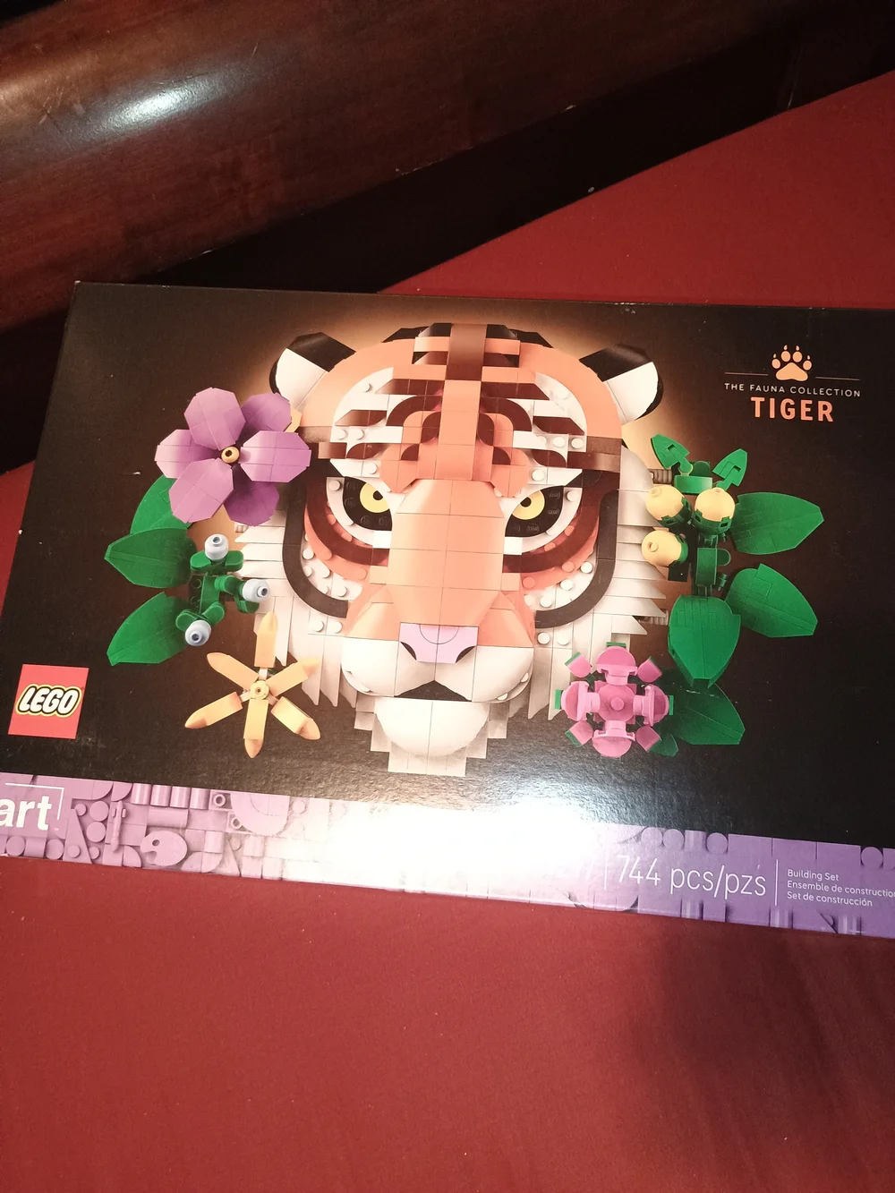 Lego Tiger Face Art Build Kit - Orange White Green Purple Pink